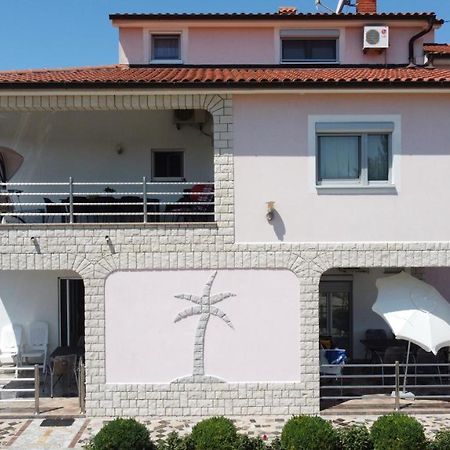 Villa Baldi Tar-Vabriga Екстериор снимка
