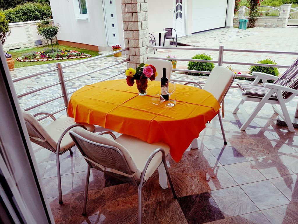 Villa Baldi Tar-Vabriga Екстериор снимка