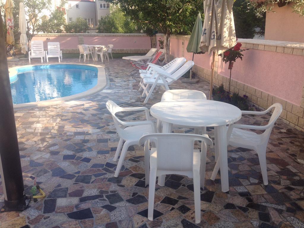 Villa Baldi Tar-Vabriga Екстериор снимка